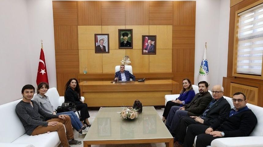 Başkan To&ccedil;oğlu, Tema Vakfı &Uuml;yeleri İle Bir Araya Geldi