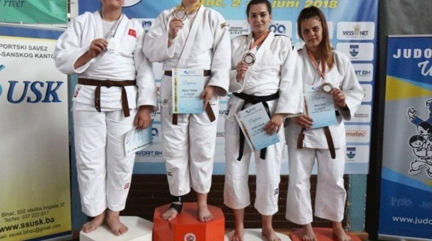 Salihlili Judocular T&uuml;rkiye&rsquo;ye Madalya Kazandırdı