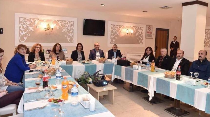 Avcılar&rsquo;da İmar &Ccedil;alışmalarında Halkın G&ouml;r&uuml;ş&uuml; Alınıyor