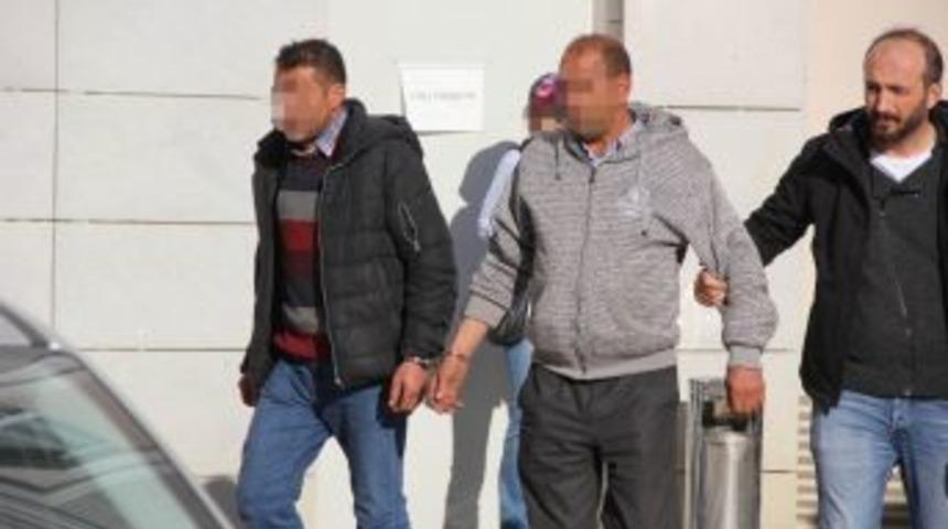 Silah Ve İ&ccedil;ki Ka&ccedil;ak&ccedil;ılığına 2 G&ouml;zaltı