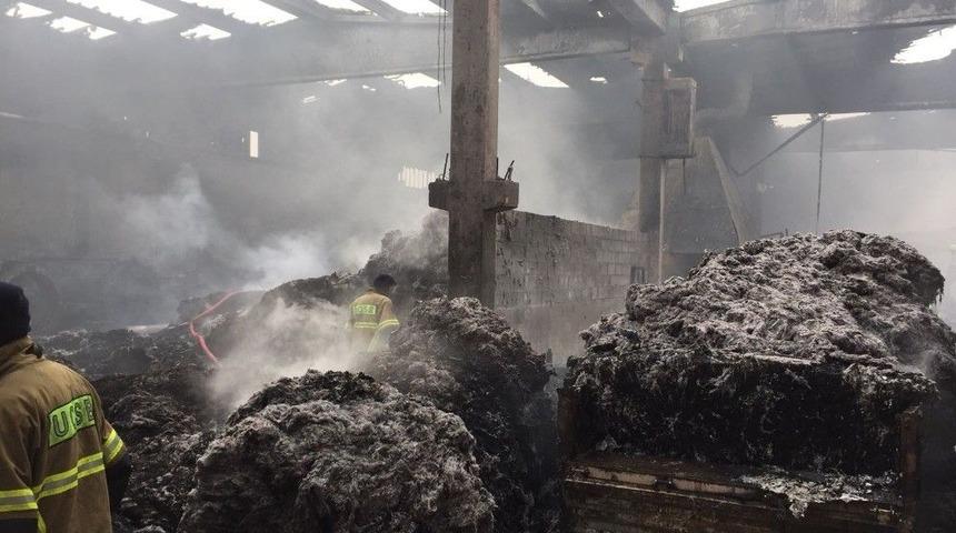 Uşak&rsquo;ta Fabrika Yangını