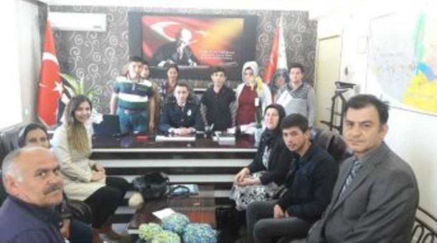 Kula’da Özel Öğrencilerden Emniyete Anlamlı Ziyaret