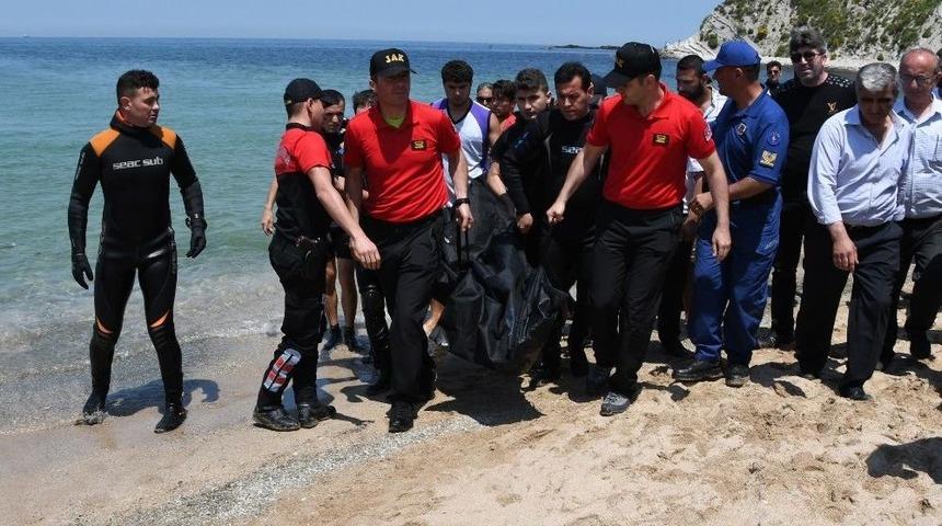 Şile’de Denizde Kaybolan Ünlü Şarkıcı Onurcan Özcan’nın Cansız Bedenine Ulaşıldı