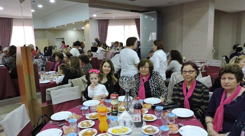 Kanser Haftası Etkinlikleri Yemek Programı İle Son Buldu
