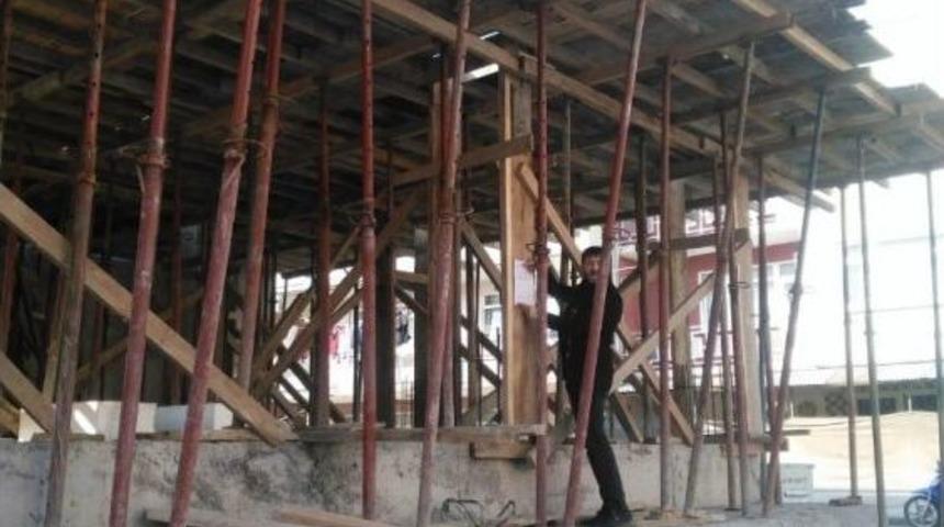 İzmit&rsquo;te İnşaatlar Yakın Takipte