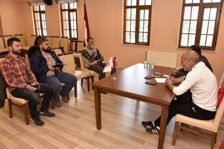 Gümüşhanespor Teknik Direktörü Ziya Doğan’dan Basın Toplantısı G5