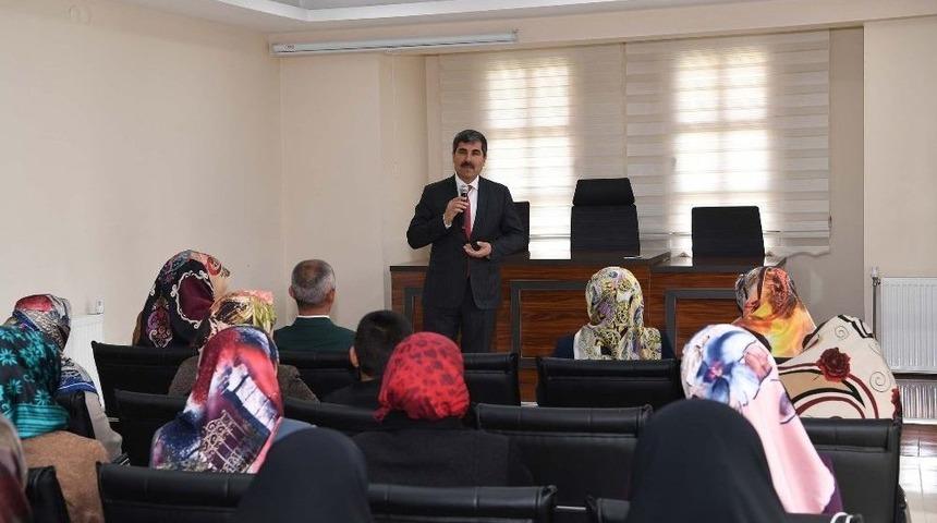 Başkan Asya&rsquo;dan Kursiyerlere Sertifika