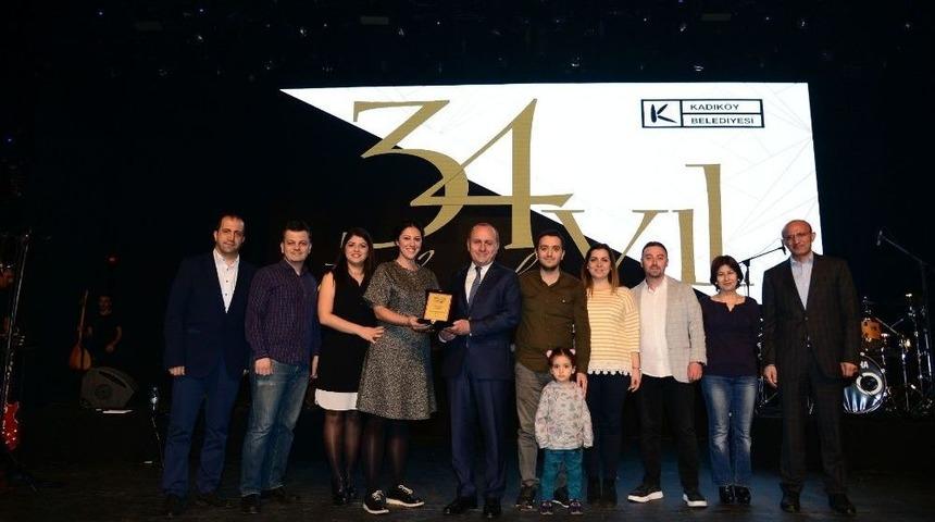 Kadık&ouml;y Belediyesi&rsquo;nin 34&rsquo;&uuml;nc&uuml; Kuruluş Yıl D&ouml;n&uuml;m&uuml; Coşkuyla Kutlandı