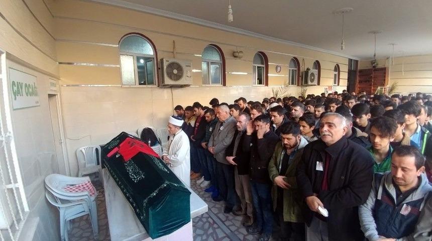 Emircan A&ccedil;ıkg&ouml;z Son Yolculuğuna Formasıyla Uğurlandı