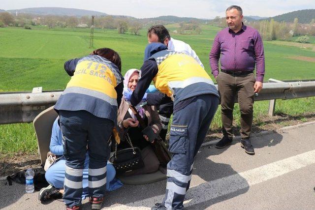 Bolu’da Trafik Kazası: 2 Yaralı