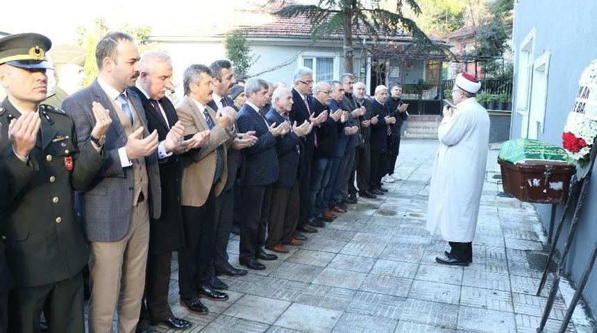 Hain Saldırıda Şehit D&uuml;şen Polis Memurunun Babası Hayatını Kaybetti