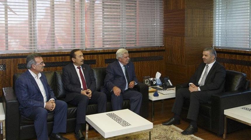 Başkan &Ccedil;elik, Kesob Başkanı &Ouml;v&uuml;&ccedil; Ve Y&ouml;netimi İle G&ouml;r&uuml;şt&uuml;