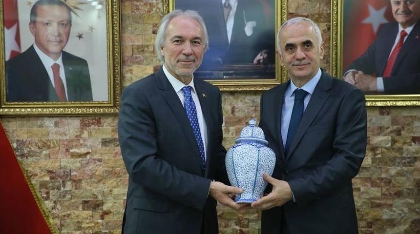 Erol Kaya: Başarılı &Ccedil;alışmalarından Dolayı Kamil Sara&ccedil;oğlu Ve Ekibini Tebrik Ediyorum