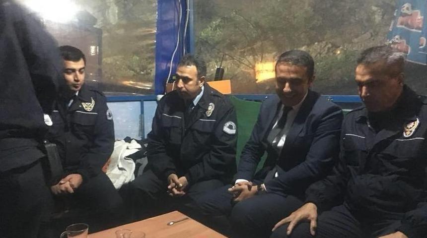 Yılan’dan Görev Başındaki Polislere Ziyaret