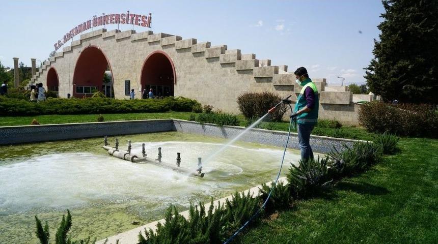 Adıyaman &Uuml;niversitesinde İla&ccedil;lama &Ccedil;alışması Yapıldı