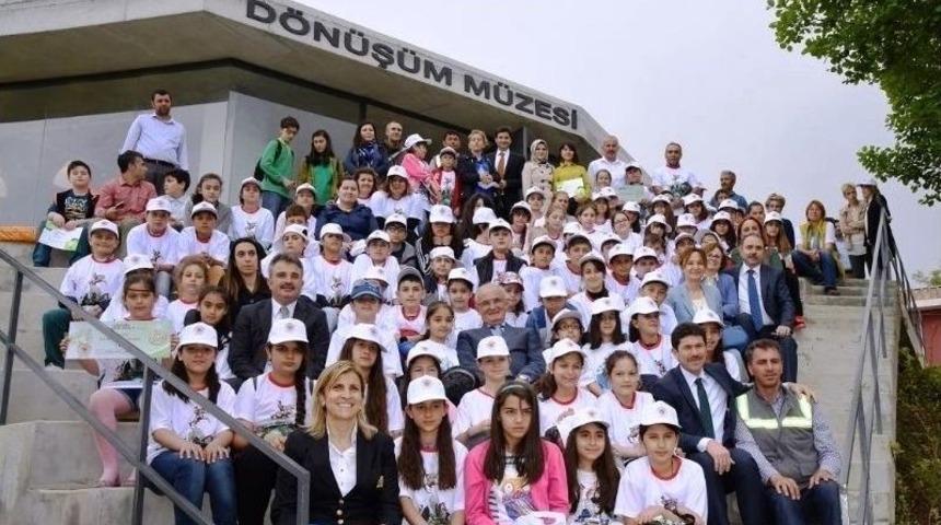 Atıklardan &Ccedil;ıkan &lsquo;d&ouml;n&uuml;ş&uuml;m M&uuml;zesi&rsquo;ne B&uuml;y&uuml;k İlgi