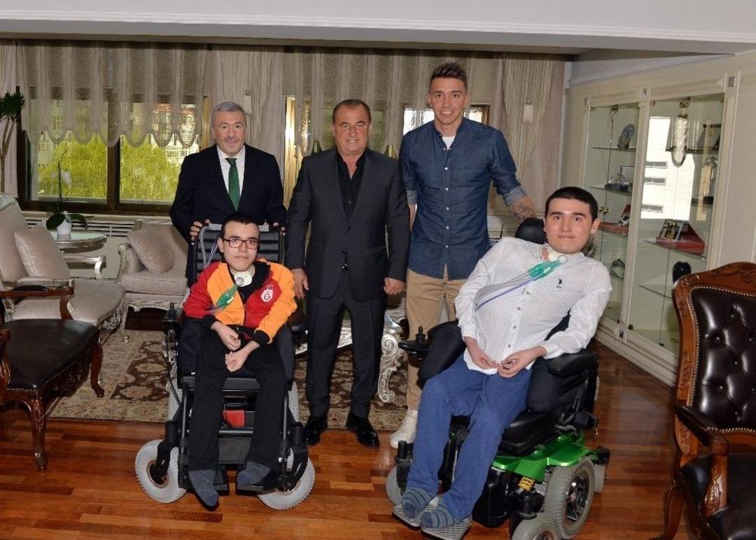 Galatasaray&rsquo;dan Anlamlı Ziyaret