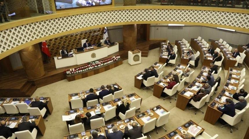 Antalya&rsquo;da Otob&uuml;s&ccedil;&uuml;lerin Plaka Bedellerine &Ouml;deme Kolaylığı