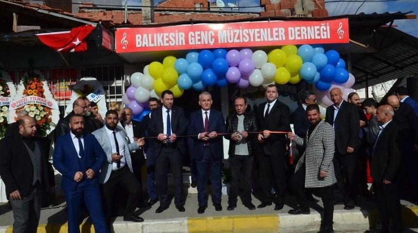 Balıkesir Gen&ccedil; M&uuml;zisyenler Derneği A&ccedil;ıldı