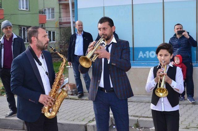 Balıkesir Genç Müzisyenler Derneği Açıldı