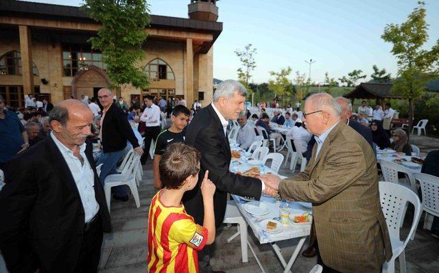 Başkan Karaosmanoğlu, “sizin En Hayırlınız, Kur’an’ı Öğrenen Ve Öğretendir”