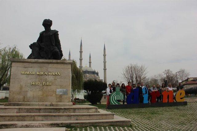 Mimar Sinan&rsquo;ın İzinde, Bir Payitahttan Diğerine Yolculuk 1