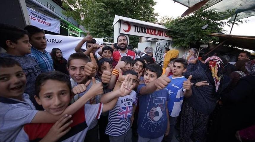 Kızılay&rsquo;dan İftar