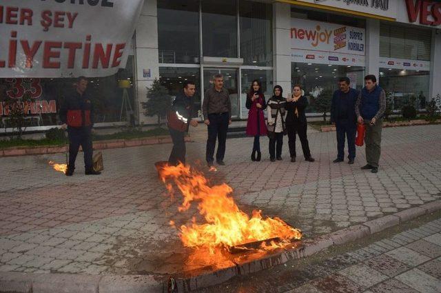 Malatya İtfaiyesi’den Yangın Tatbikatı