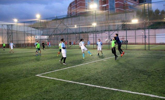 Rektörlük Zeytin Dalı Futbol Turnuvası Başladı