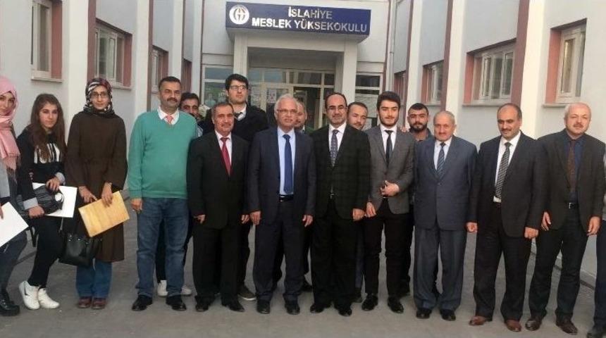 Gaziantep İl M&uuml;ft&uuml;s&uuml; &Ccedil;elik&rsquo;ten İslahiye Myo &Ouml;ğrencilerine Seminer