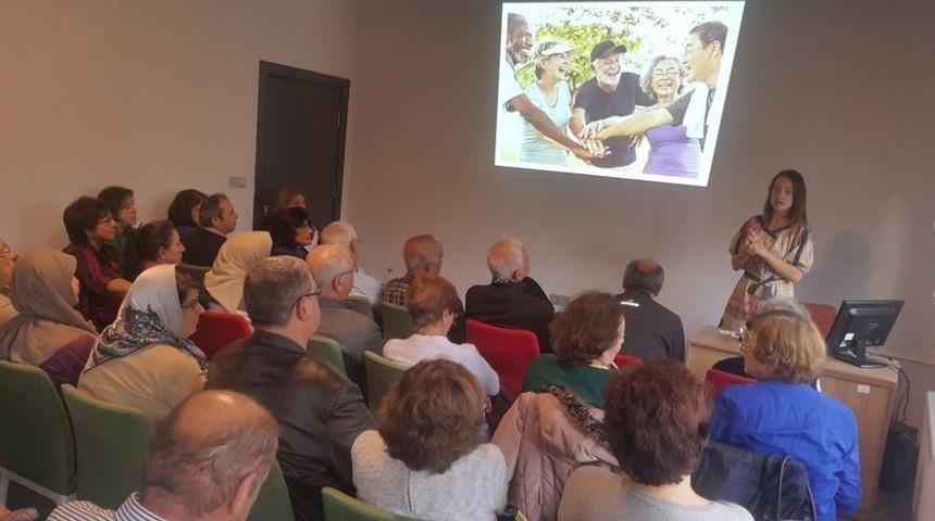 Olgun Gen&ccedil;lere Sağlıklı Beslenme Dersi