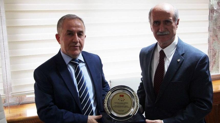 Prof. Dr. Tamer: &ldquo;amacımız Federasyon Olarak T&uuml;rkiye&rsquo;nin B&uuml;t&uuml;n B&ouml;lgelerine Gitmek&rdquo;