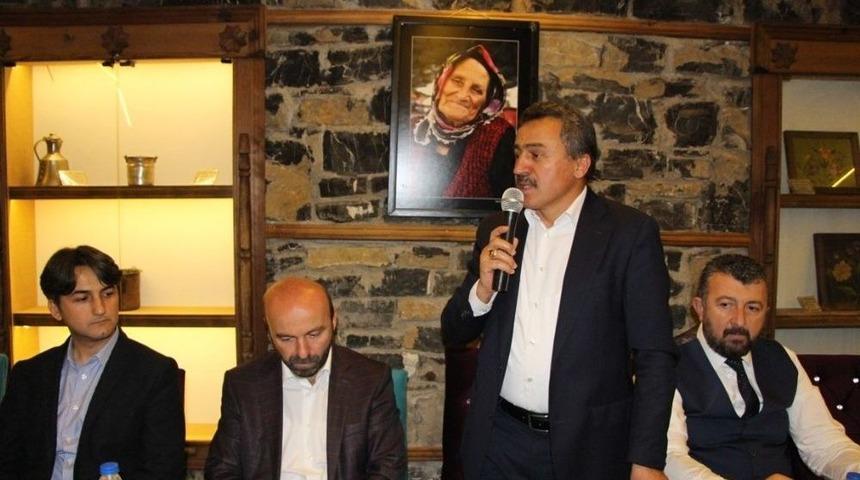 Başkan Tutal&rsquo;dan Birlik Ve Kardeşlik İftar Yemeği