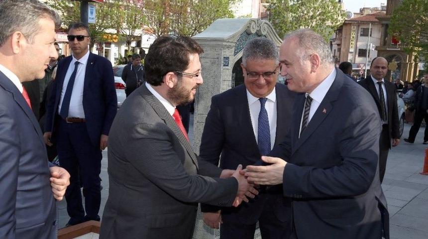 Bakan &Ouml;zl&uuml;, Aksaray&rsquo;ı Ziyaret Etti