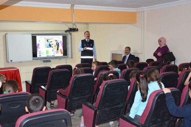 Öğrencilere ‘çocuk Zabıta’ Eğitimi Verildi