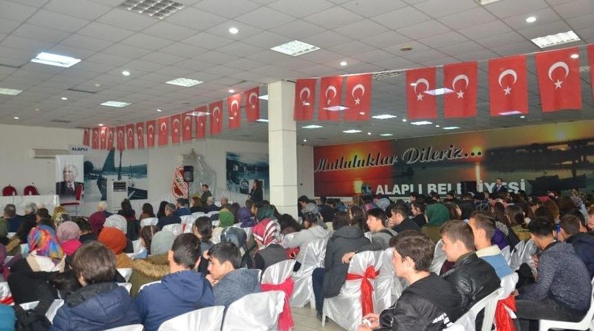 Alaplı&rsquo;da "maddeye Değil Hayata Bağlan" Konferansı