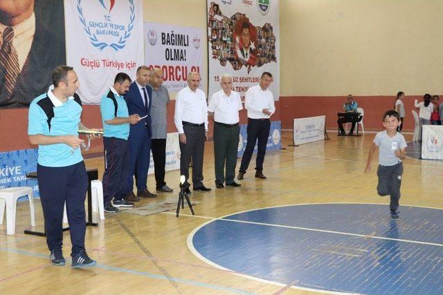 Vali Meral, Sportif Yetenek Taraması Etkinliğine Katıldı