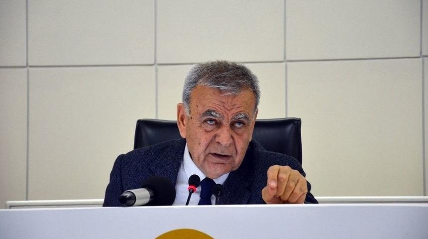 İzmir B&uuml;y&uuml;kşehir Meclisinde Gergin Anlar