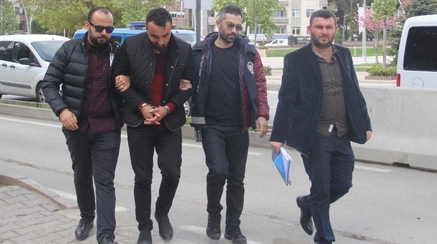 Taciz Ettiği İddia Edilen Kişinin Kolunu Isırarak Kurtuldu