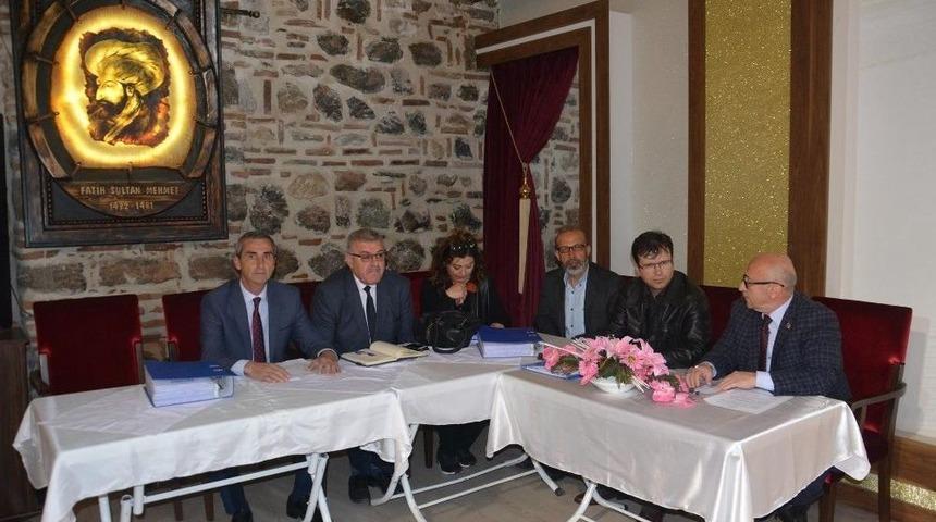 Hobi Bah&ccedil;elerinde Kuralar &Ccedil;ekildi