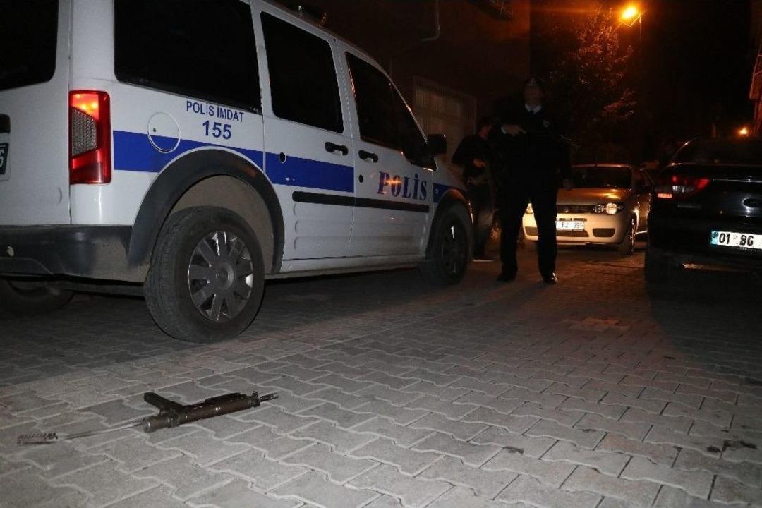 Silahlı Saldırı D&uuml;zenlemek İsteyen Şahısların Planını Devriye Gezen Polisler Bozdu