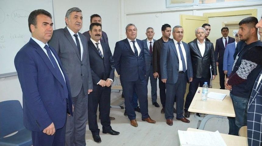 Mahkumlar Hasta Ve Yaşlılara Bakacak