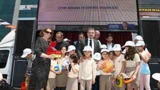 Esenyurtlu Küçük Atık Pil Avcılarına Ödül