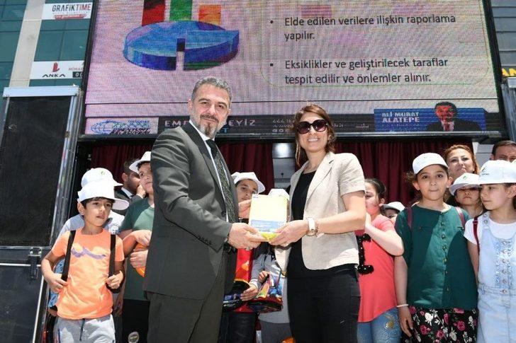 Esenyurtlu Küçük Atık Pil Avcılarına Ödül G1