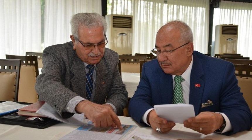 Başkan Kocamaz&rsquo;dan Huzurevi İ&ccedil;in Destek İstediler