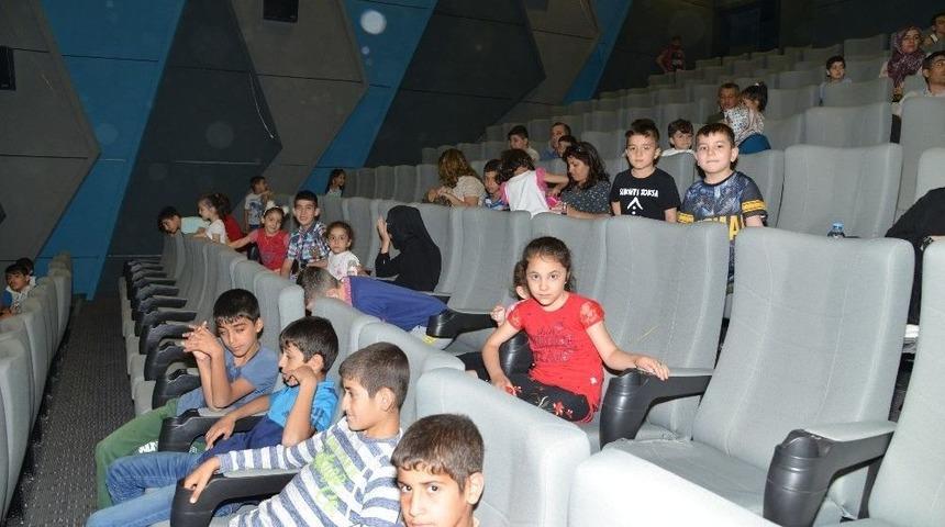 Diyarbakır&rsquo;da &Uuml;cretsiz Sinema G&uuml;nleri Haziran Programı Başladı