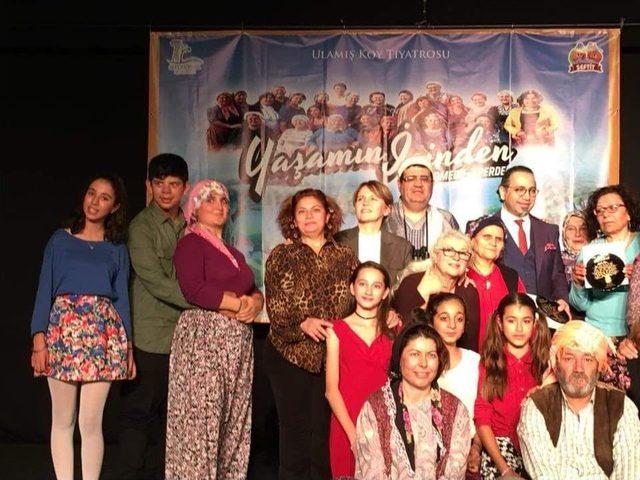 Ulamış K&ouml;yl&uuml;leri İstanbul&rsquo;da Sahnede 2