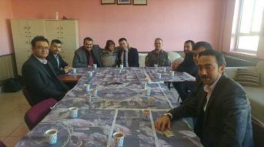 Protokol, Yerli Malı Haftası&rsquo;nda &Ouml;ğrencilerle Buluştu