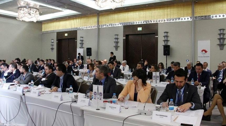 &Ouml;zl&uuml;: &ldquo;yerli Otomobil, Sadece Teknolojik Bir &Uuml;r&uuml;n Olmakla Kalmayacak, B&uuml;t&uuml;n Dijital Trendlere De Cevap Verecek&rdquo;