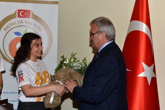 Abd&rsquo;de D&uuml;zenlenen Robot Yarışmasına T&uuml;rk Gen&ccedil;ler Damga Vurdu 2